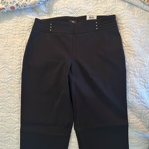 RIVET PANT SIZE: L-S Slim leg Deep Black , Never worn